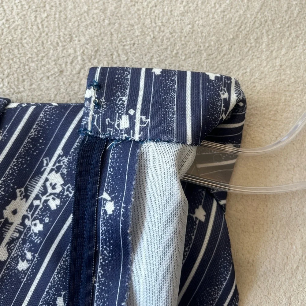 Vintage 70s Navy Floral Stripe A-Line Dress with Puff Sleeves - Picture 7 of 10